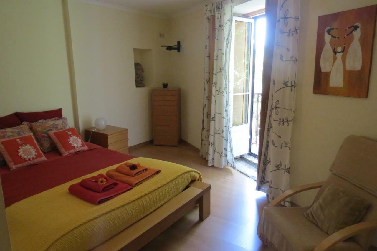 Alfama 28 Tram Apartment